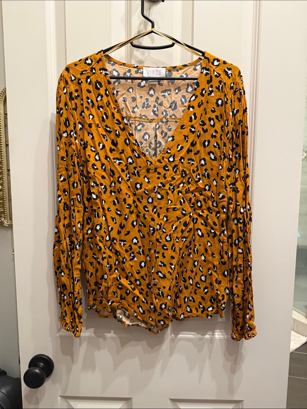 Vix Mustard Leopard Print V-Neck Long Sleeve Top